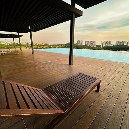 Cozy,Modern Retreat In Cyberjaya Apartment Exterior photo