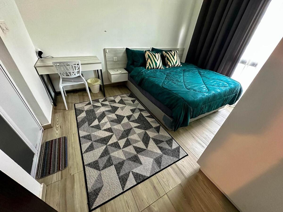 Cozy,modern Retreat In Apartment Cyberjaya